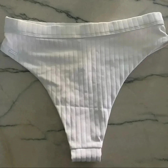 Bound By Bond Eye Textured Bikini Bottom B734 - Picture 3 of 3